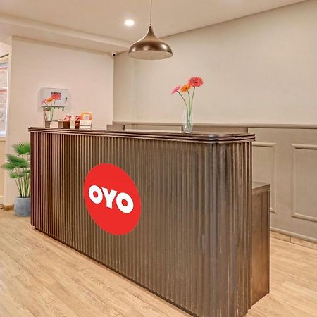 Hotel Oyo Townhouse 251 Richmond Circle Bangalore Exterior foto