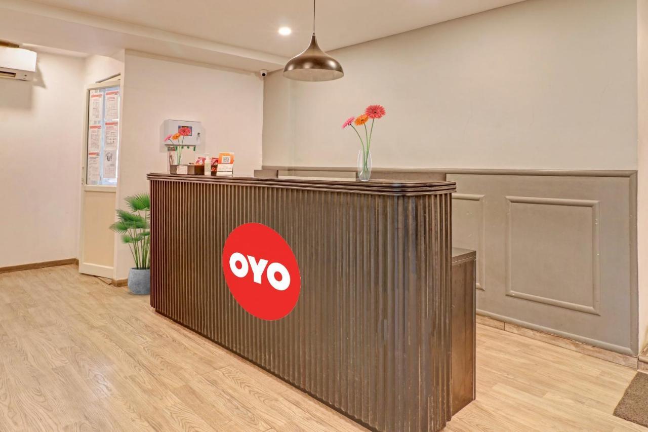 Hotel Oyo Townhouse 251 Richmond Circle Bangalore Exterior foto