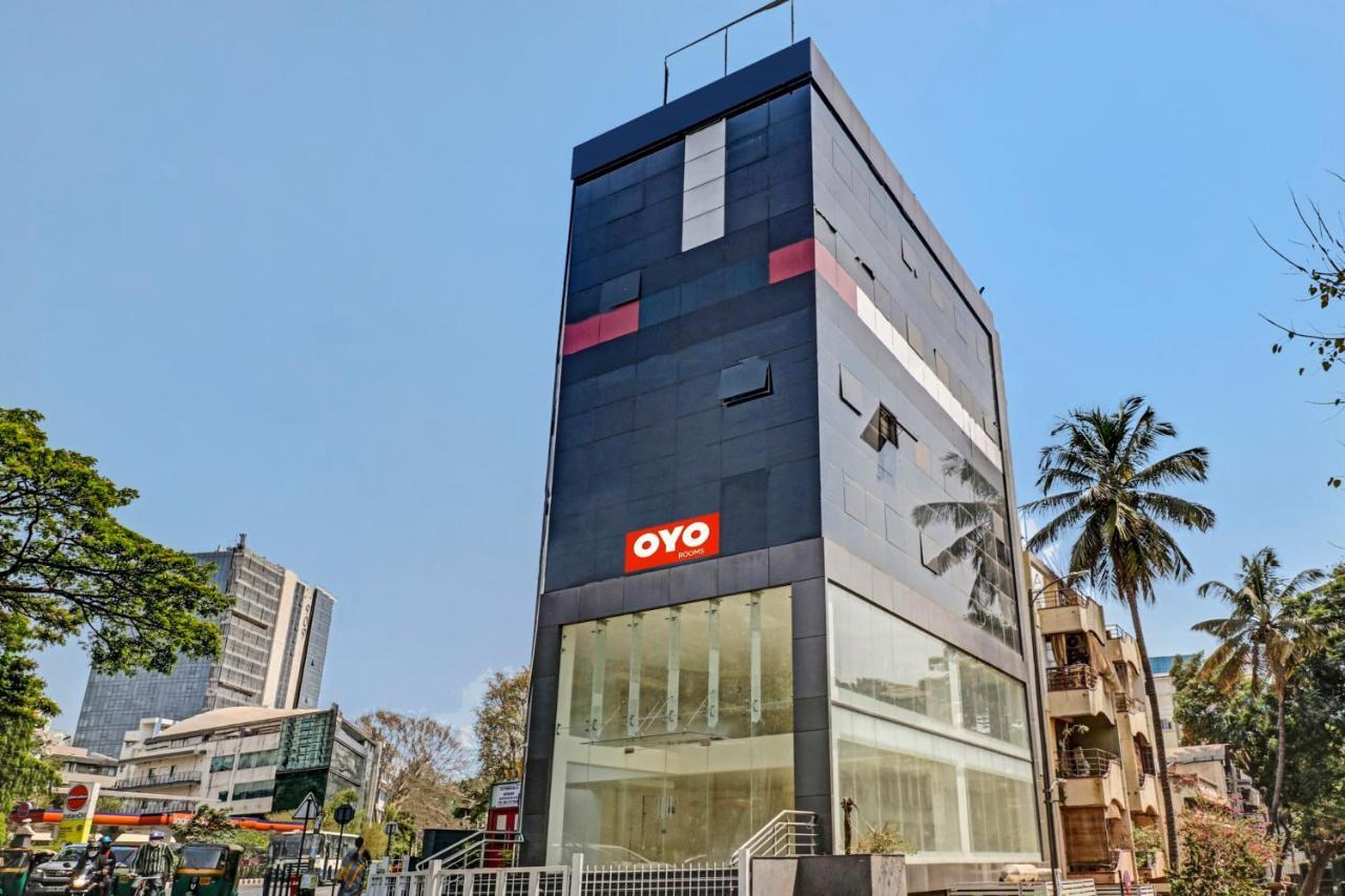 Hotel Oyo Townhouse 251 Richmond Circle Bangalore Exterior foto